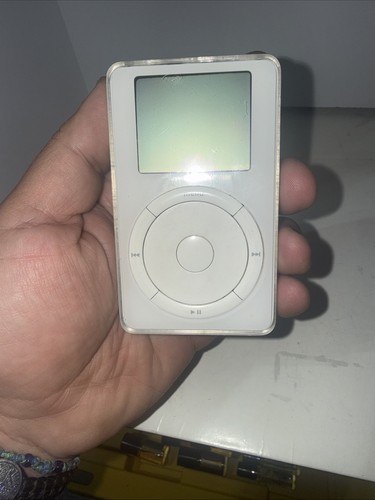 Apple ipod classic m8541 2001 - classic,